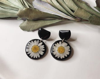 Earrings black, white, yellow, dried pressed flower, boho, handmade, summer