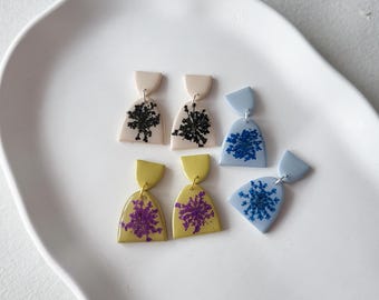 Ohrringe mit getrockneten gepressten Blume, Boho, handgemacht, Sommer