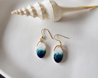 Ocean earrings with sea color gradient in resin, polymer clay, sea, beach, summer, handmade