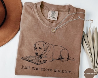 Chocolate Lab Reading Shirt, Labrador Retriever Shirt, Bookish Reader Shirt, Dog Person Gift, Bookworm Gift, Comfort Colors Book Lover Shirt