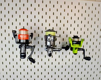 Fishing reel holder for IKEA Skadis