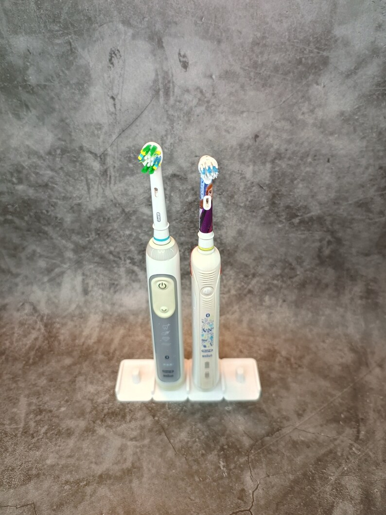 Oral B toothbrush holder image 1