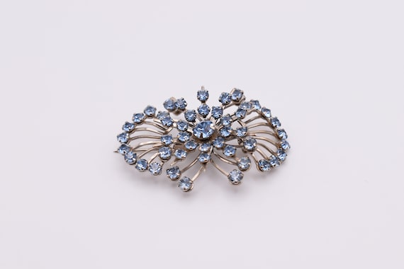 Vintage Blue Rhinestone Spray/Fan Brooch 1960s - image 2