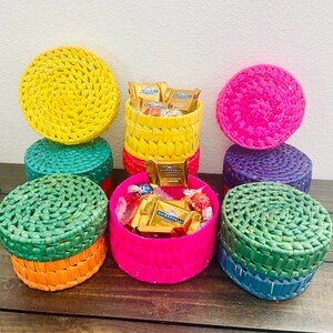 Eco-Friendly Straw Gift Box: Assorted Chocolates, Wedding Favor Box