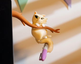 3D Printed Grumpy Cat Pen Holder: Desk Decor for Cat Lovers