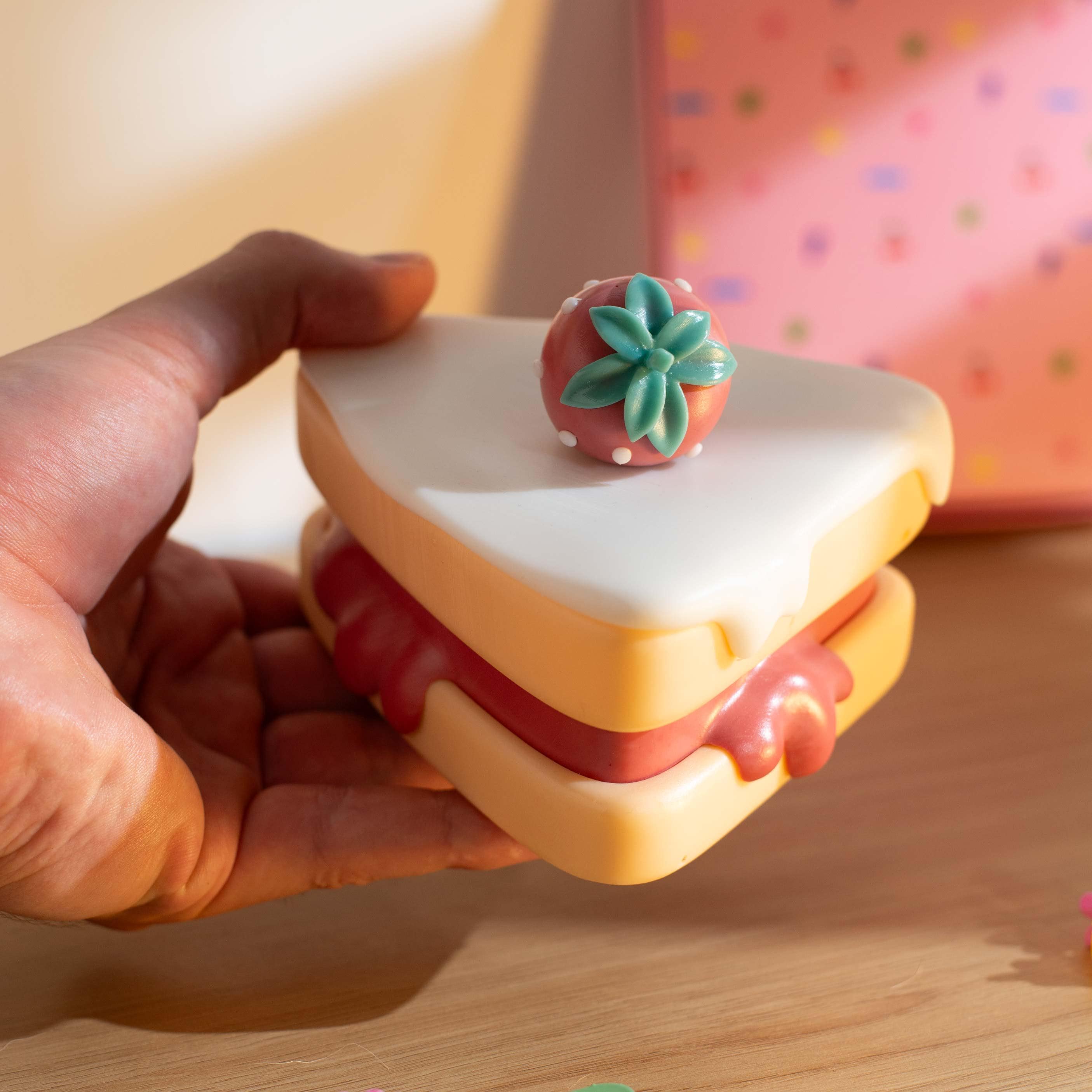 Cake Slice Trinket Box | Cute Jewellery Pot | Food Trinket Box for Neckless, Earrings, Ring | Jewellery Holder | Trinket Dish | Small Gifts