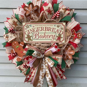 Gingerbread Wreath for front door | Gingerbread Bakery Wreath | Christmas Wreath | Gingerbread Decor | Gingerbread kitchen wreath