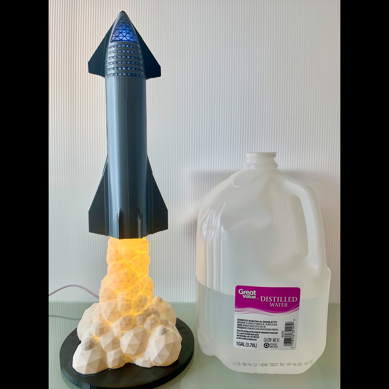 The Ultimate SpaceX Starship 'in its final form' Lamp - Free Shipping!