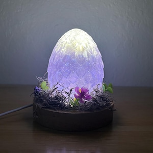 Dragon Egg Lamp, Light up Dragon Egg, Dragon, Dragon Egg, Resin, Resin Dragon Egg, Nursery Decor, Baby Shower Gift, Enchanted Light