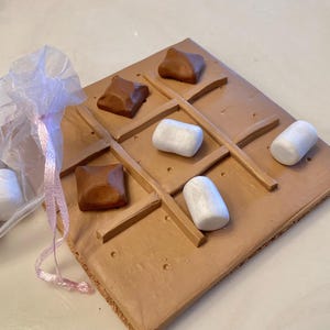 S&#39;mores tic tac toe polymer clay board, centerpiece, food, board game, coffee table decor, birthday gifts for her, bonfire, chocolate