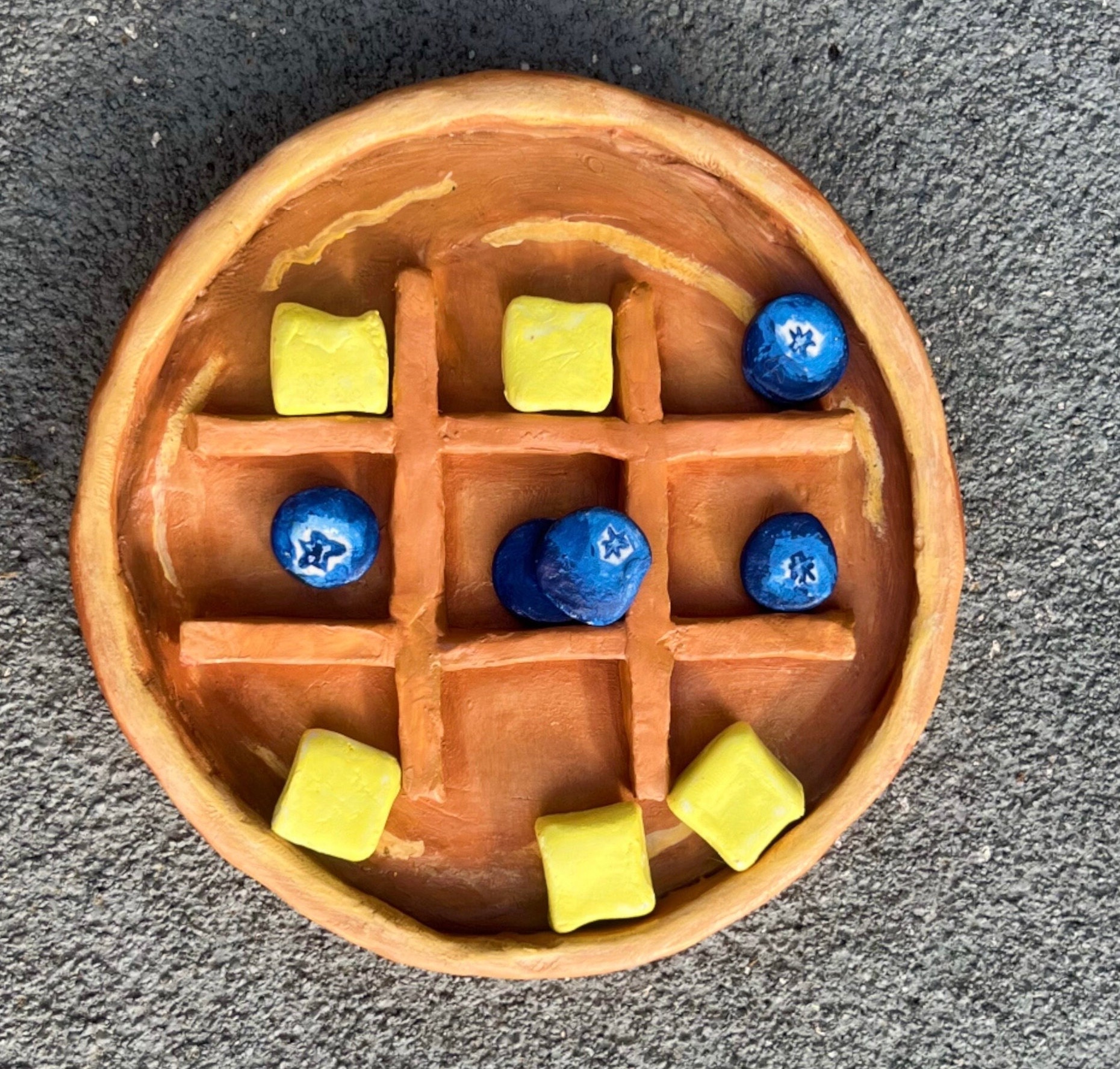 Pancake Waffle Tic Tac Toe Board | Clay Tic Tac Toe Game