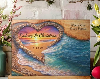 Gepersonaliseerde strandsnijplank, hartontwerp bij zonsondergang, aandenken huwelijksverjaardag