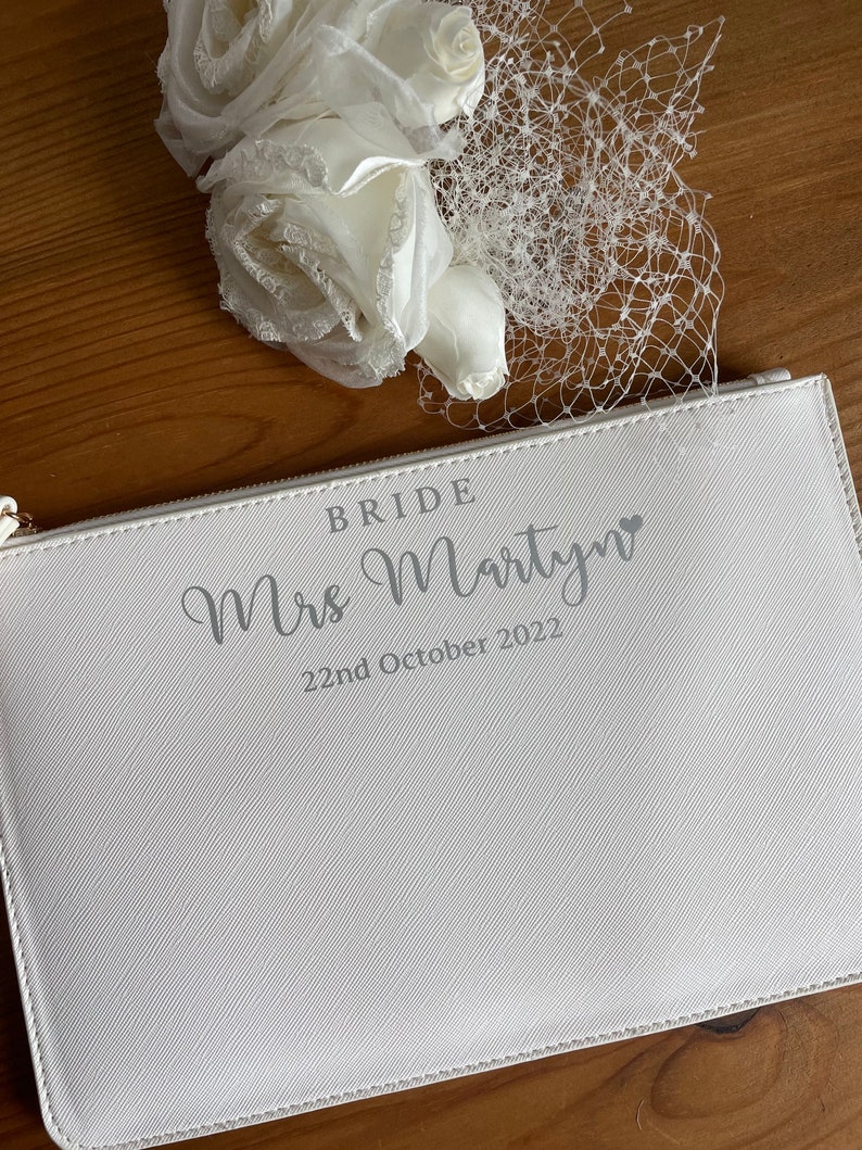 Borsa da matrimonio personalizzata, pochette da sposa personalizzata, regali per damigella d'onore Pochette da damigella d'onore personalizzata, regalo di nozze personalizzato immagine 4