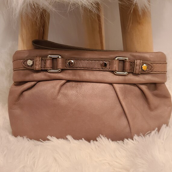 Marc by Marc Jacobs Beige Leather Wristlet Clutch - image 2