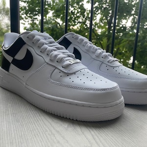 Custom Painted Men’s Air Force 1s