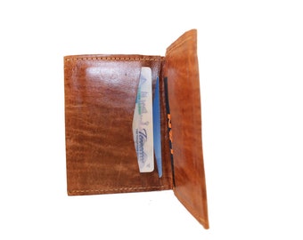 Slim Leather Wallet for Men or Women (Unisex / Gender Neutral)