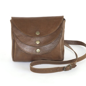 3 Moon Brown Leather Cross Body Purse