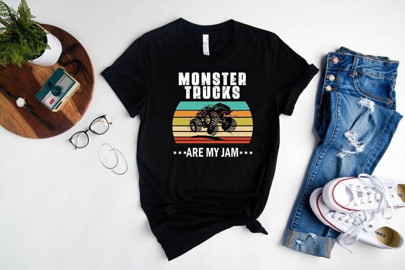 Monster Trucks are My Jam T-Shirt: Retro Style - Soft, Comfortable Fit Bild 3