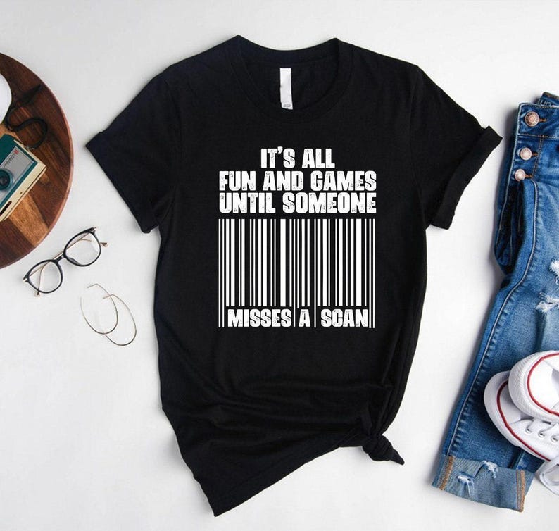 Funny Postal Worker Shirt: Missed Scan Post Office Attire Tee 画像 4