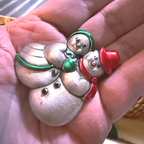 Vintage J.J. Snowman Couple Brooch – Silver-Tone Holiday Pin