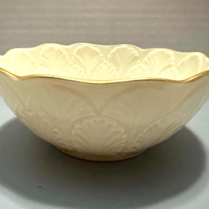 Vintage Lenox Ivory Porcelain Trinket Bowl – Embossed Leaf Pattern with 24K Gold Trim