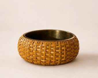 Woven Rattan Bangle Bracelet Vintage 1970s - Brass Lined - Wide Boho Natural Fiber