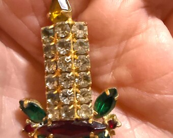Vintage 1950s Rhinestone Christmas Candle Brooch – Mid Century Holiday Pin