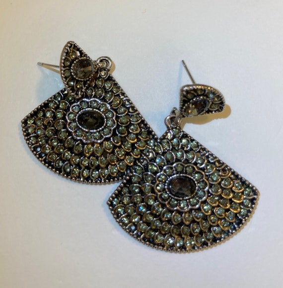 Vintage Rhinestone Fan shaped Earrings: Enchanting