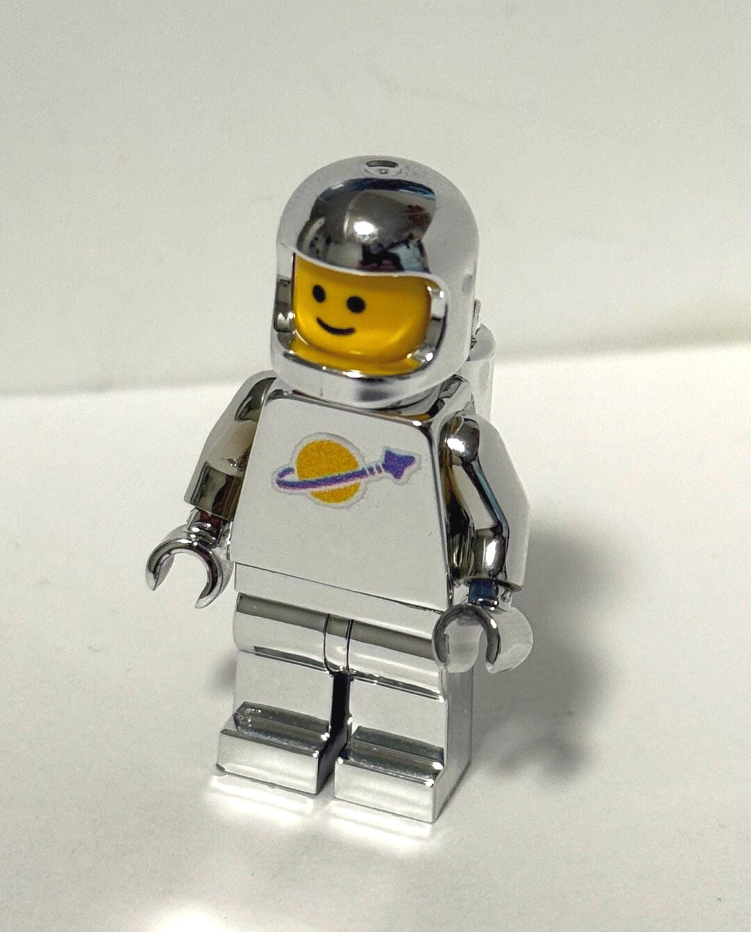 Lego Spaceman Space Chrome SILVER Minifigure Benny VERY RARE! Lego ...