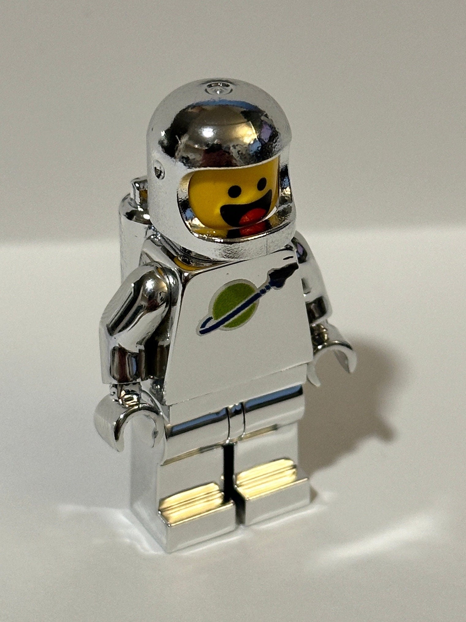 Lego Spaceman Space Chrome SILVER Minifigure Benny VERY RARE! Lego