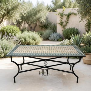 Handgemaakte Marokkaanse Mozaïek Zellige Rechthoekige Eettafel l Handgemaakte groen en warmbeige Marokkaanse tegeltafel