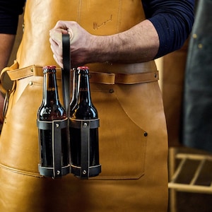 Suporte de cerveja de couro com 4 pacotes com alça - Acessórios de cerveja e caddy - Presente exclusivo para amantes de cerveja para homens
