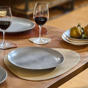 Handmade Genuine Leather Triangular Placemats | Waterproof, Washable  Durable | Oil-Absorbent Bar & Dining Table Mats | Stylish Home Decor