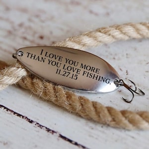 Personalized Fishing Lure Custom Fish Gift Father&#39;s Day Gift For Dad Rustic Wedding Party Gift Retirement Gift Anniversary Large Size