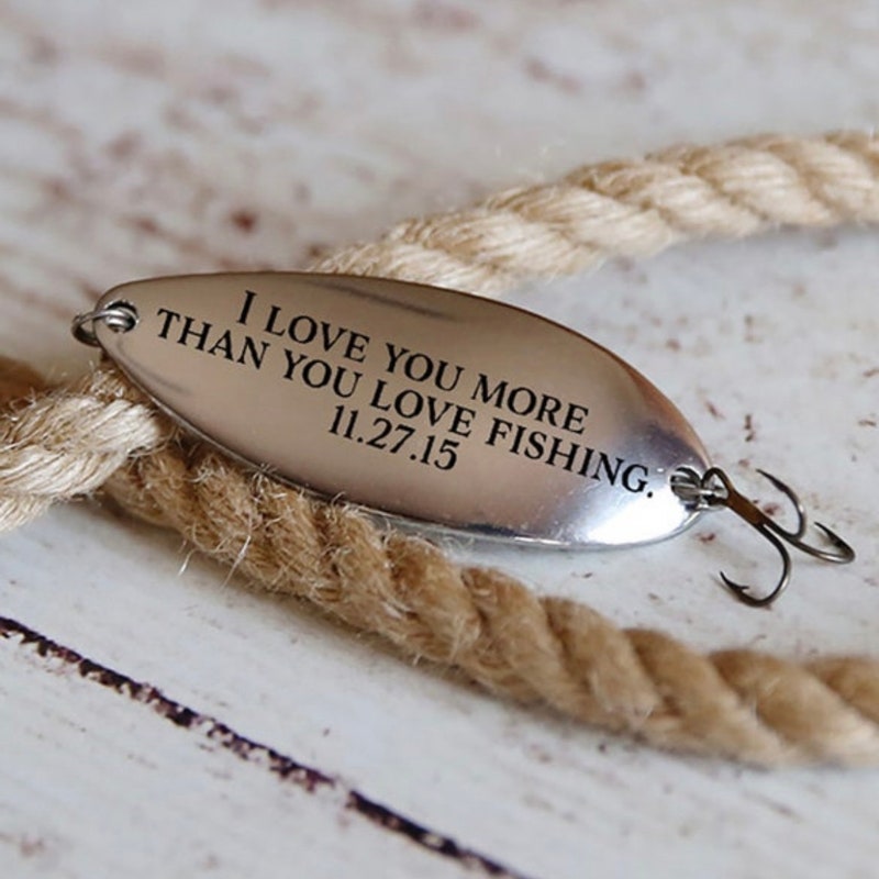 🎣Personalized Fishing Lure Custom Fish Gift, Father's Day Gift For Dad, Rustic Wedding Party Gift, Retirement Gift, Anniversary Large Size, Christmas Gift