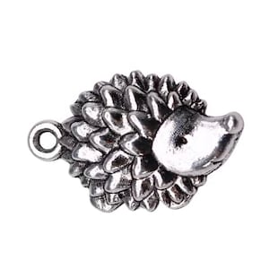 3 - Hedgehog Charms  #985 •••••