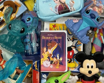 Zuru Mini Brands | Disney Toy Store Edition | Series 3 | Dollhouse Miniatures