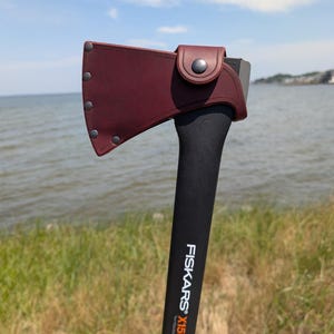 Fiskars X15 Yxfodral, Personligt Handgjort Yxskydd