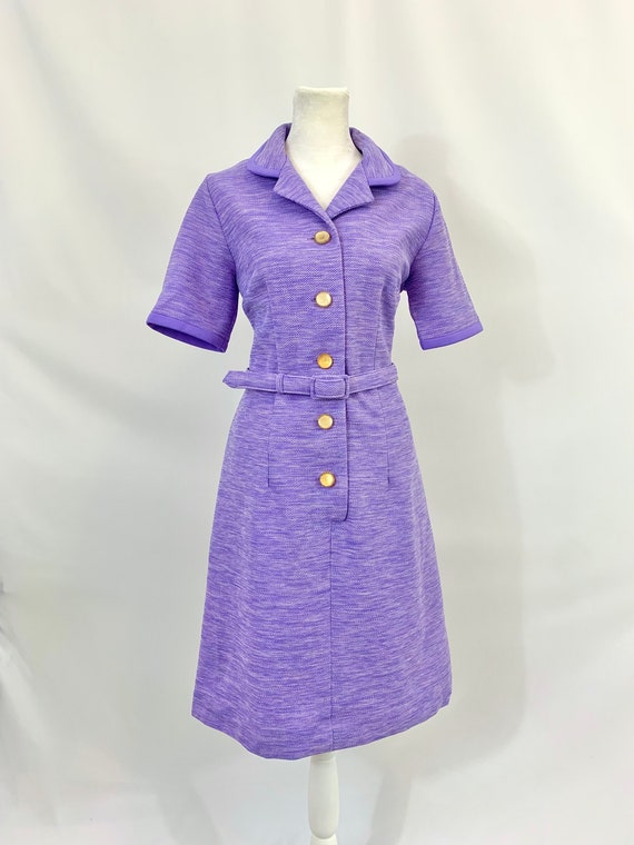 Mod 60’s lovely lilac belted dress