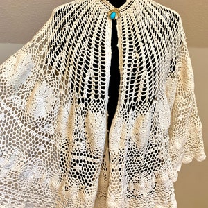 hand crocheted cape 40s heirloom image 2