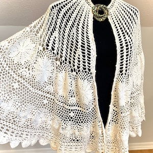 hand crocheted cape 40s heirloom image 1