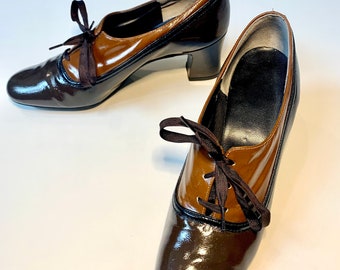 VTG spectator oxford shoes lace up 40’s brown on brown patent leather heels