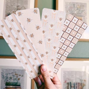 Bee bookmarks for readers l bookworm gift