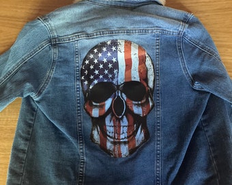 Patriotric Skull Denim Jean Jacket with detachable fur collar size 14L youth