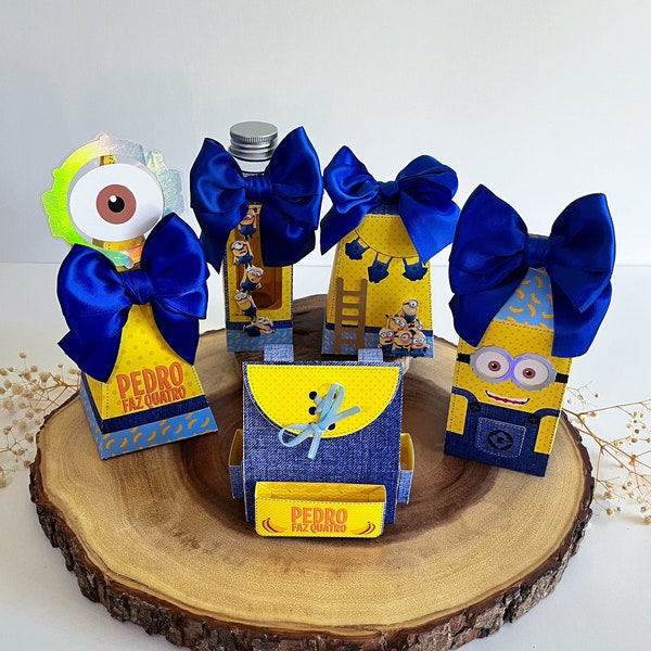 Yellow Bananas Party Favor. Inspired Treat Boxes. Party decor and gift boxes. Goodie Bag. Minions Party Box- Set 25 pc