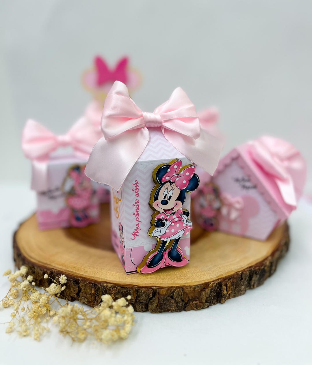 Minnie Mouse Party Favor. Minnie Treat Boxes. Party Decor and Gift ...