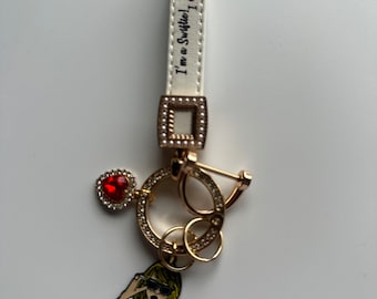 I’m a swifty key ring with charms.