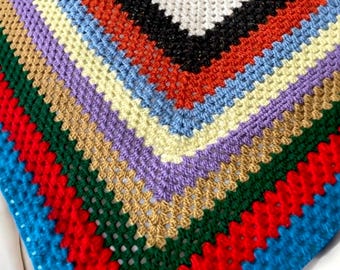 Häkeldecke - Handgemachter Couchüberwurf