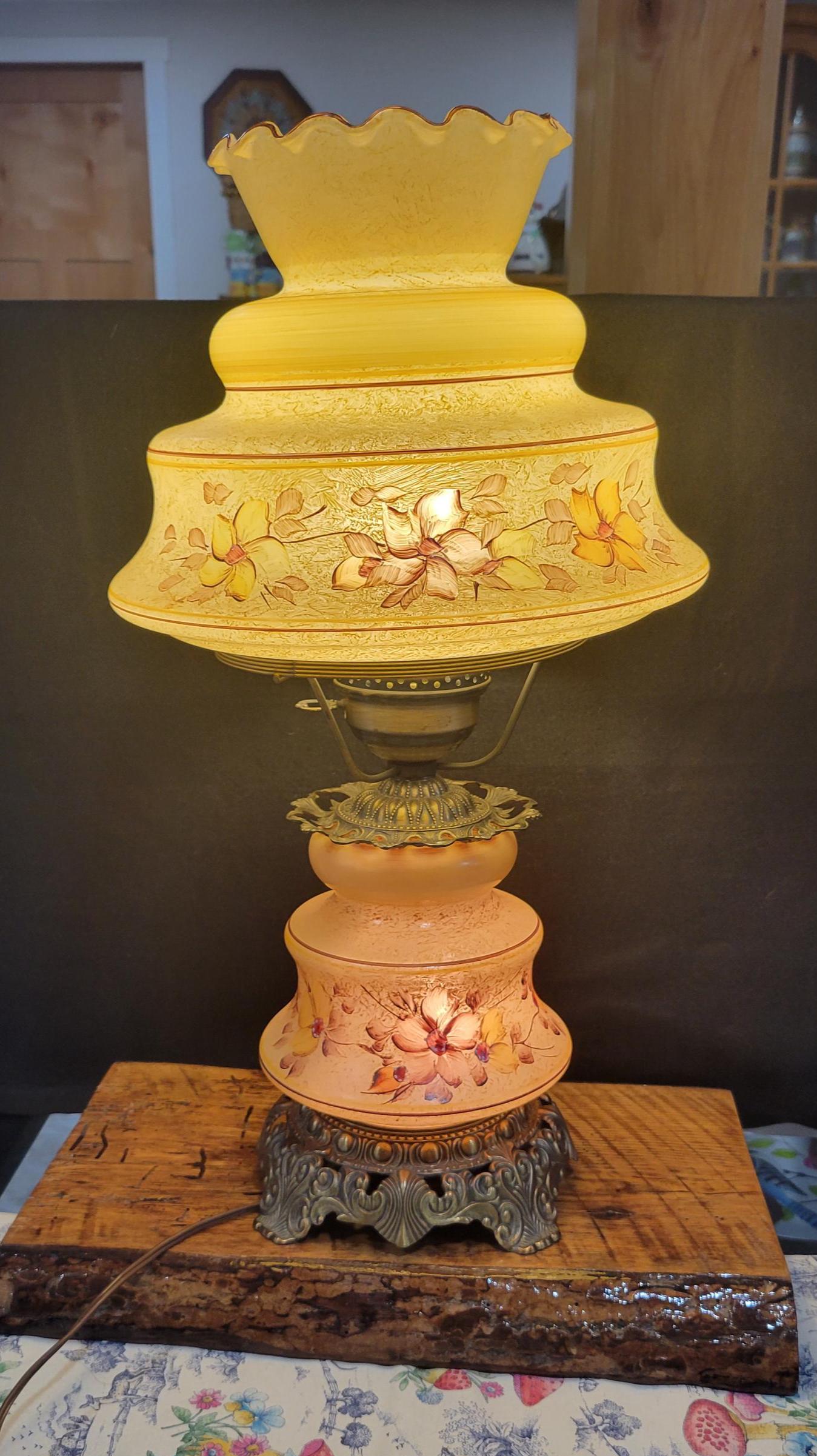 Vintage 1970s Quoizel Hurricane Lamp, Hand-painted Floral Glass - Etsy