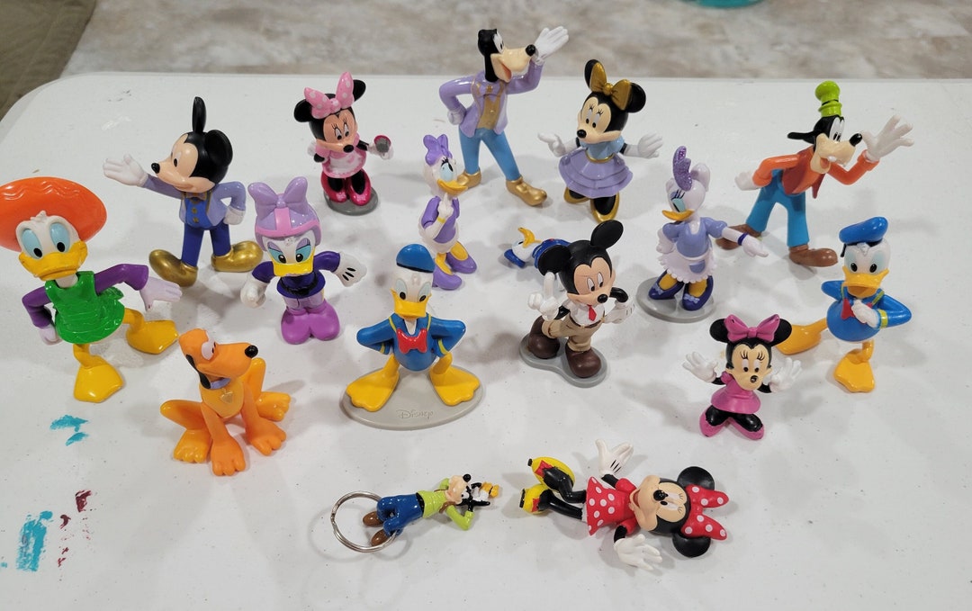 Set of 16 Vintage Disney Toys Happy Meal Toys, Epcot Toys Mickey